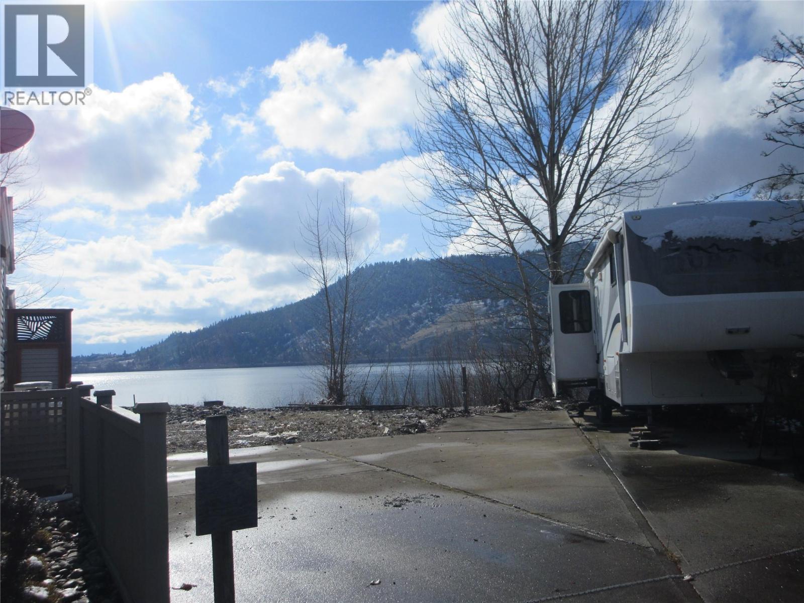 #449-415 Commonwealth Road, Kelowna