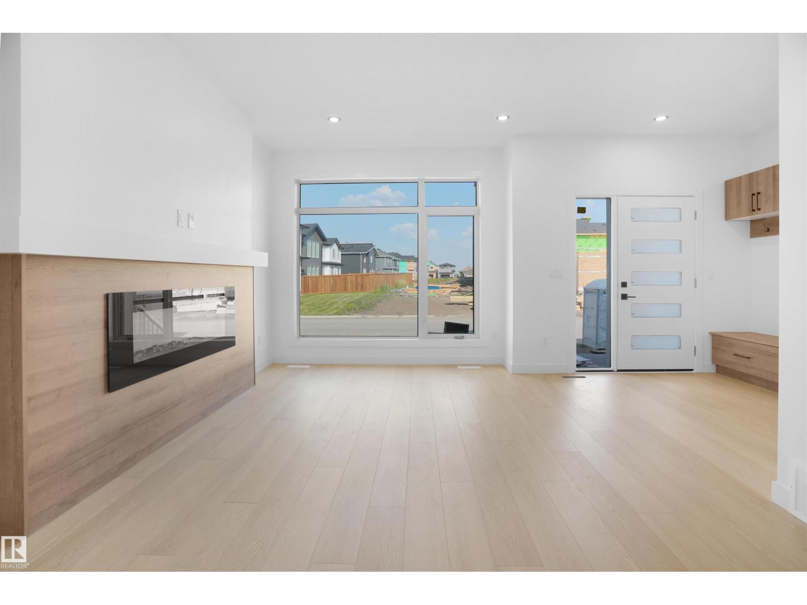 84 Blackbird BN, Fort Saskatchewan