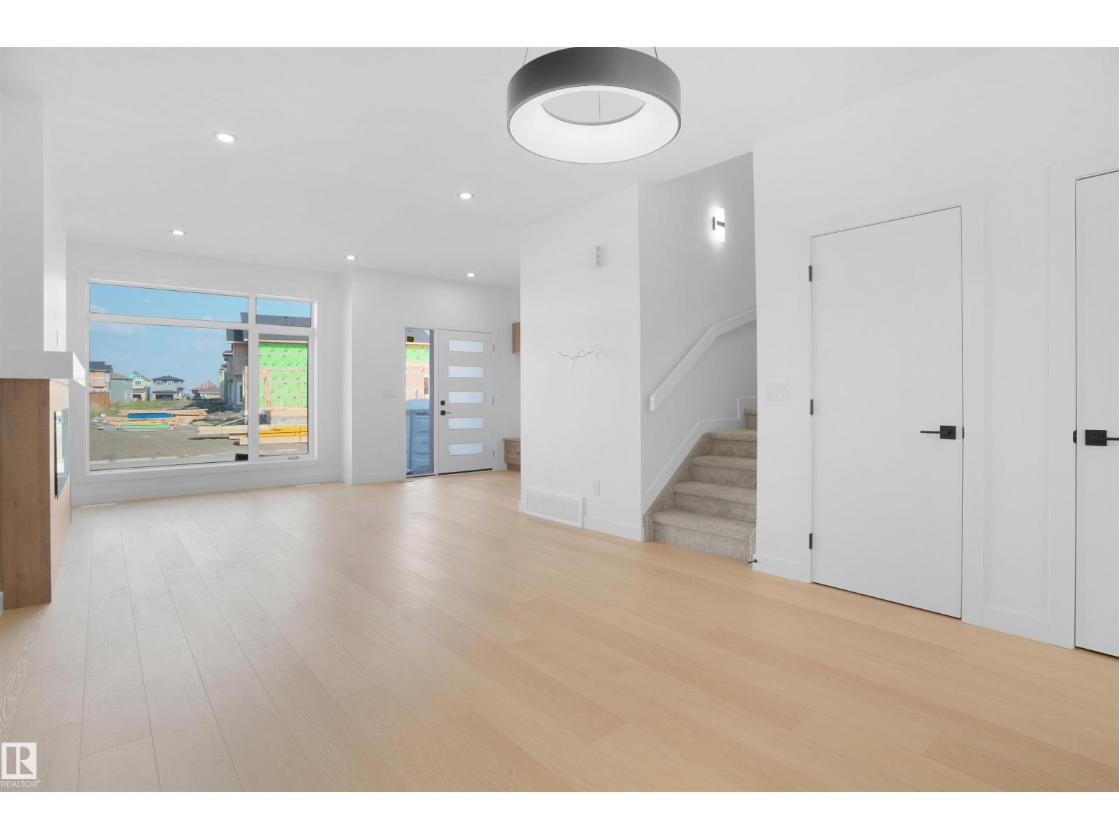 84 Blackbird BN, Fort Saskatchewan