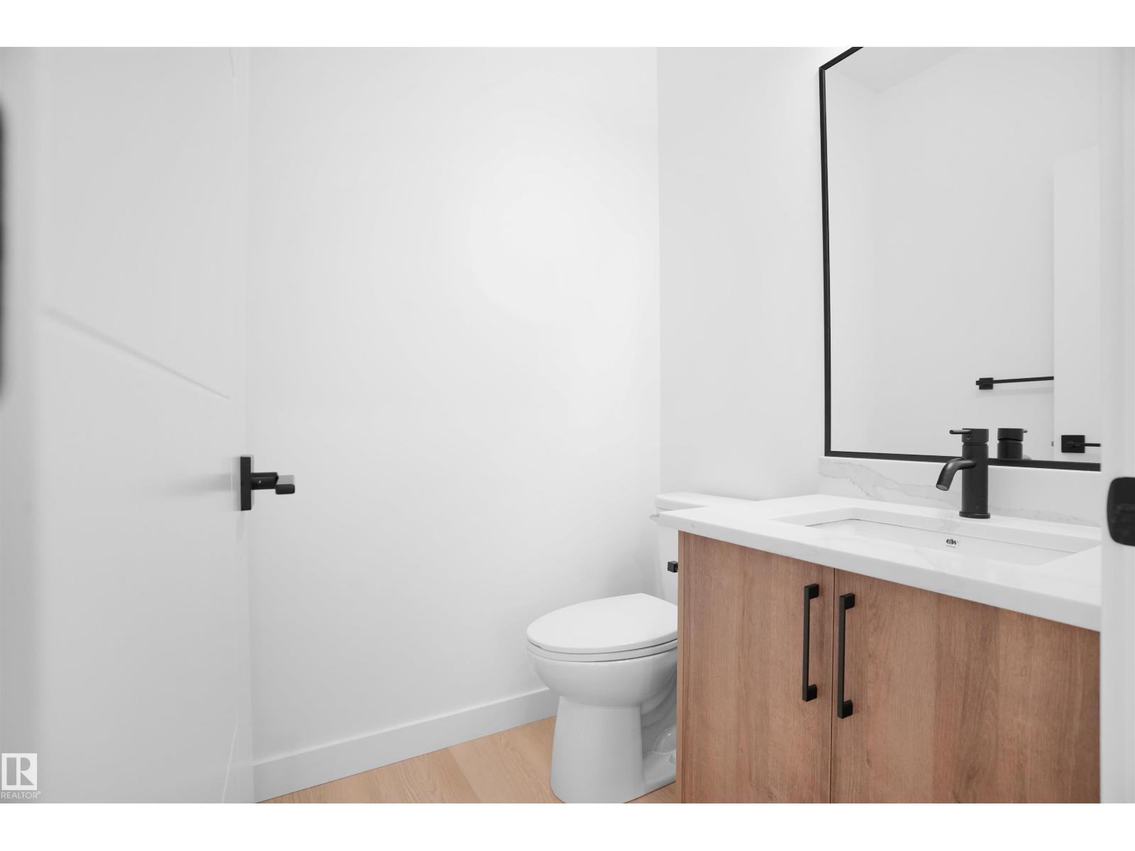 84 Blackbird BN, Fort Saskatchewan