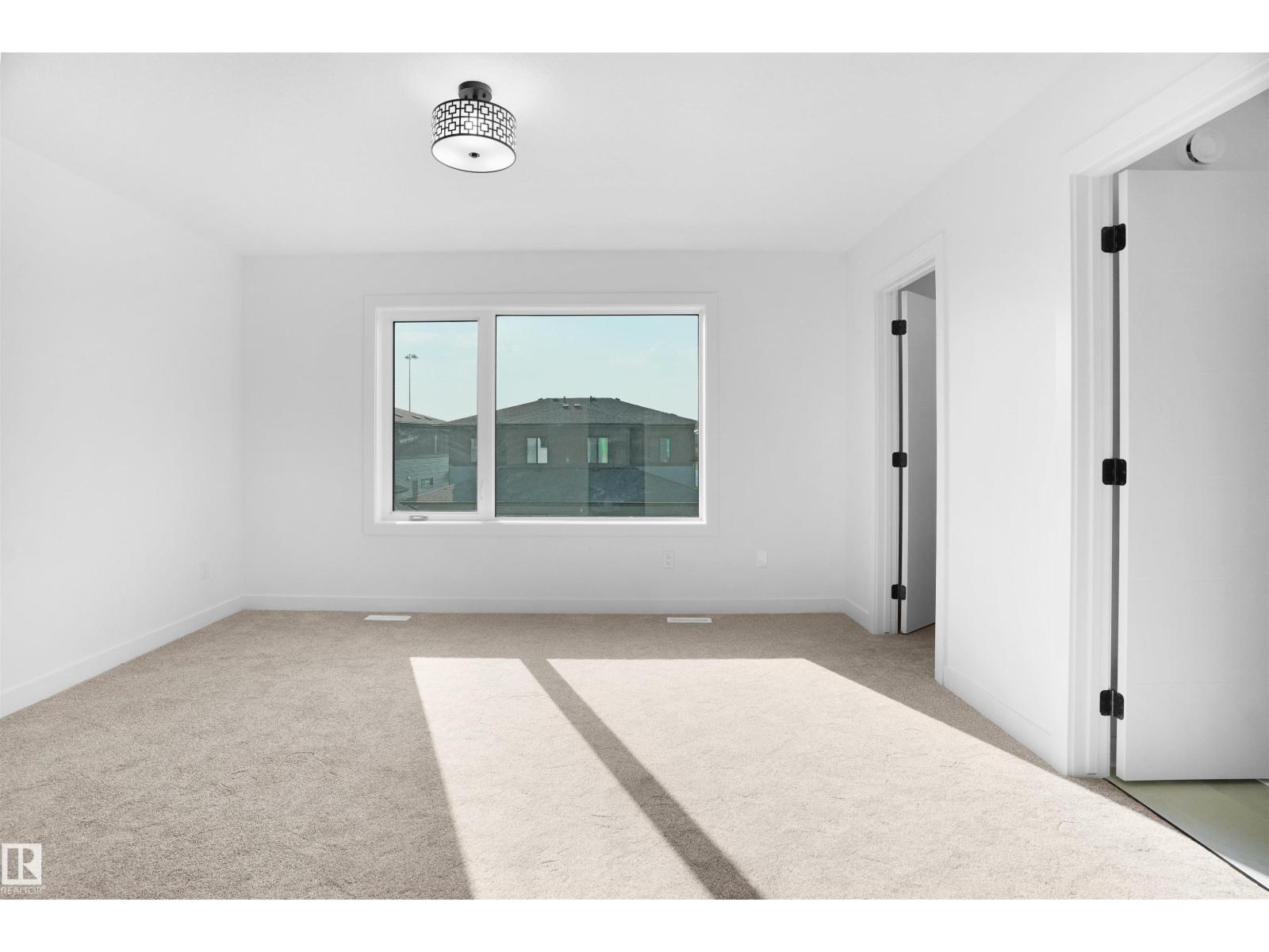 84 Blackbird BN, Fort Saskatchewan