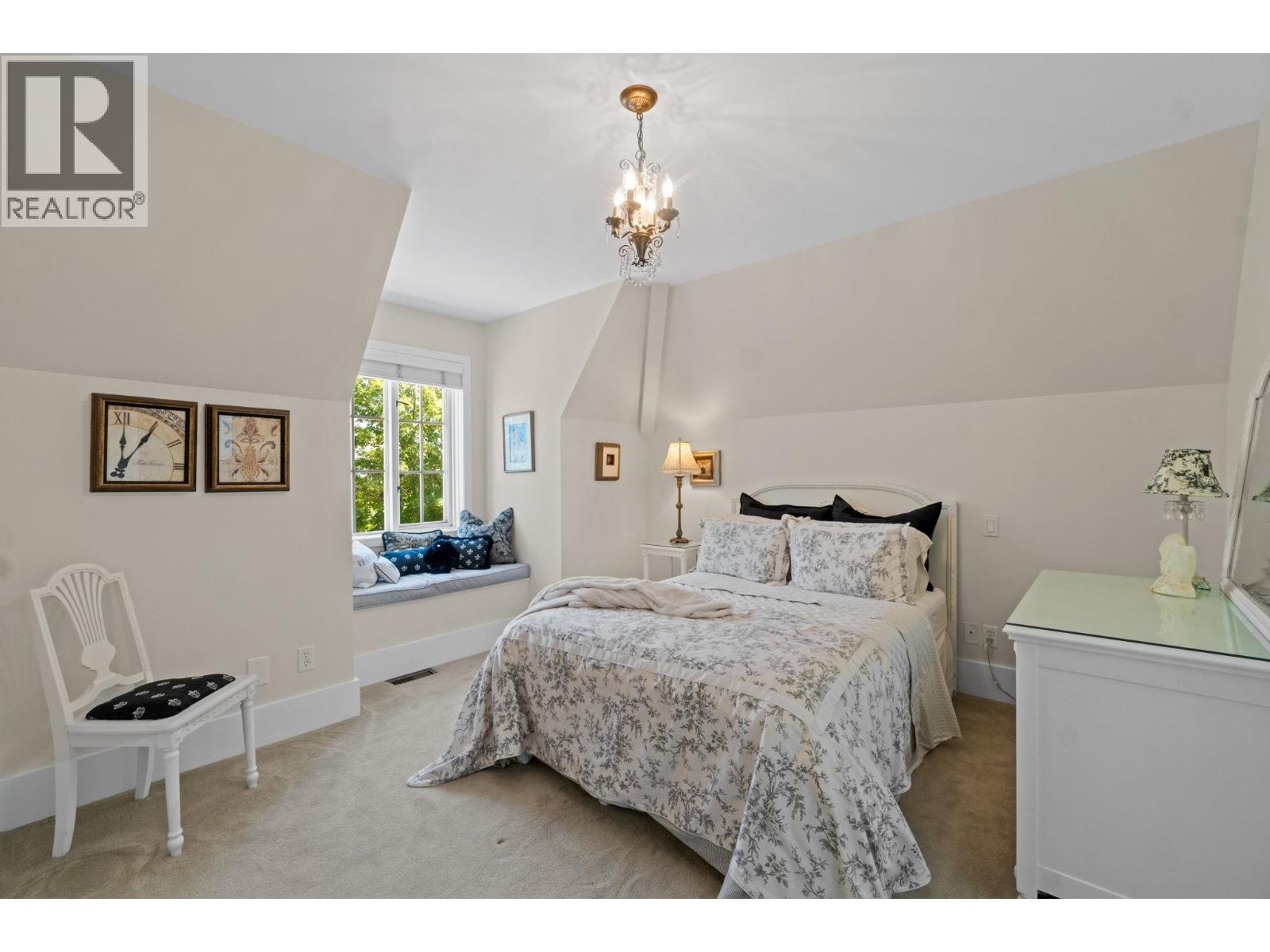 7215 WILTSHIRE STREET, Vancouver