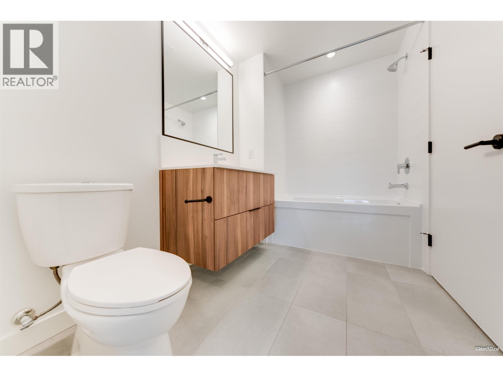 505 3229 ST JOHNS STREET, Port Moody