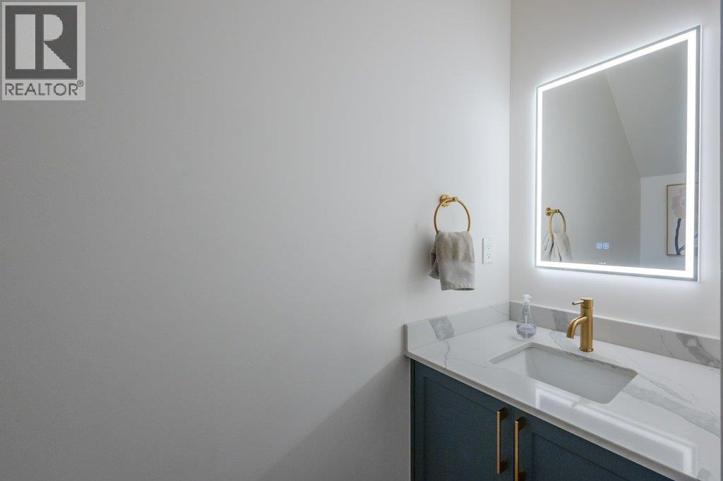 5011 TOWGOOD Place Unit# 108, Summerland