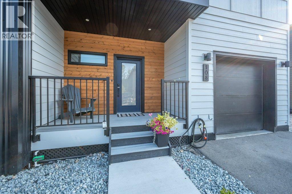 5011 TOWGOOD Place Unit# 108, Summerland