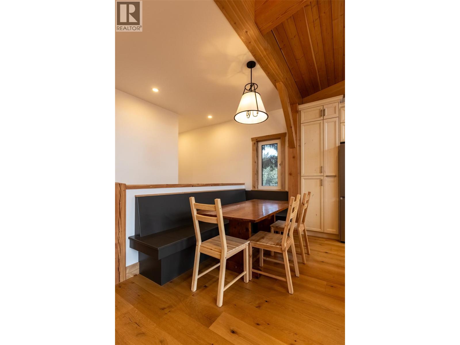 1360 McLeod Avenue, Fernie