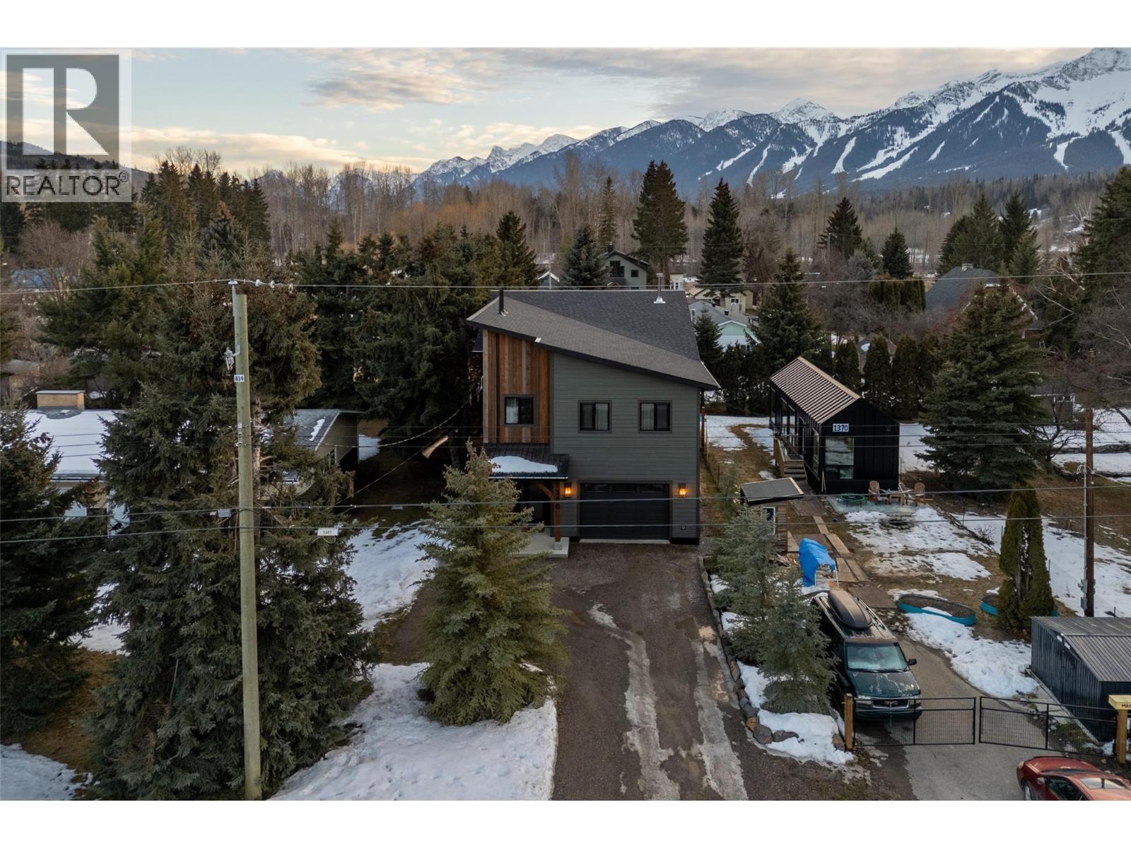 1360 McLeod Avenue, Fernie