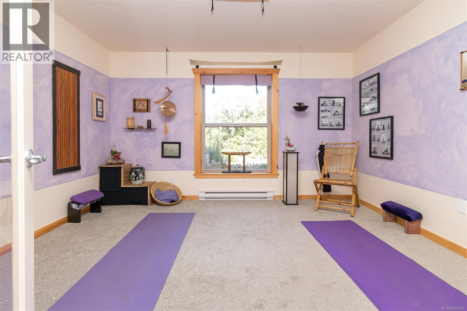 1860 Ashling Rd, Qualicum Beach