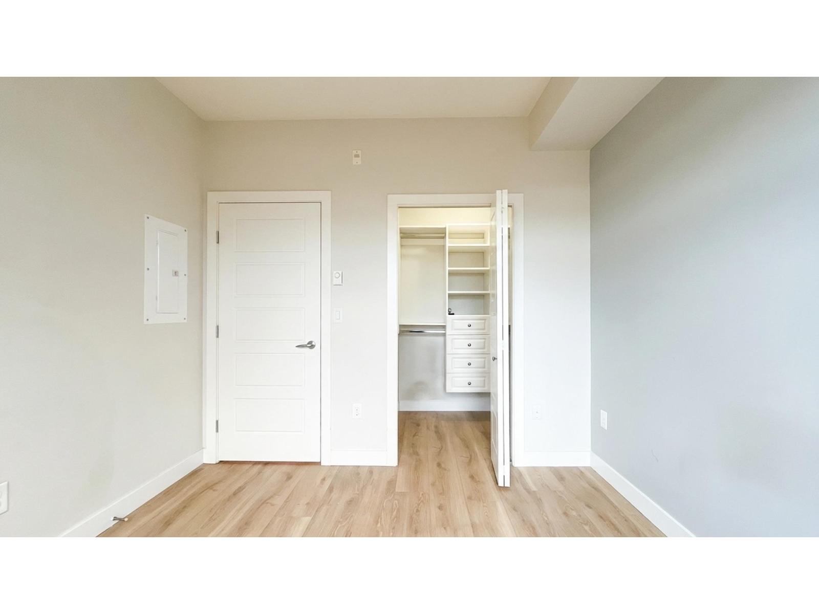 309 20058 FRASER HIGHWAY, Langley