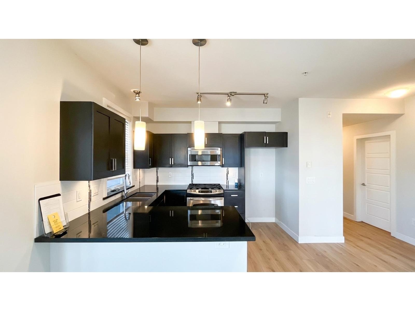 309 20058 FRASER HIGHWAY, Langley