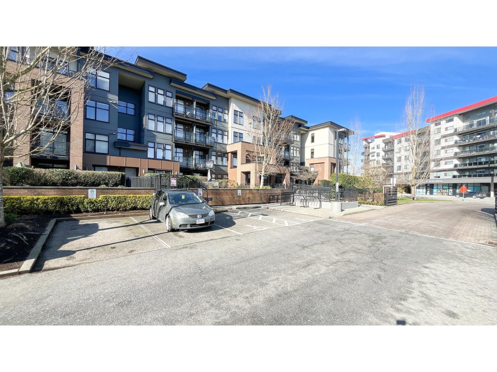 309 20058 FRASER HIGHWAY, Langley