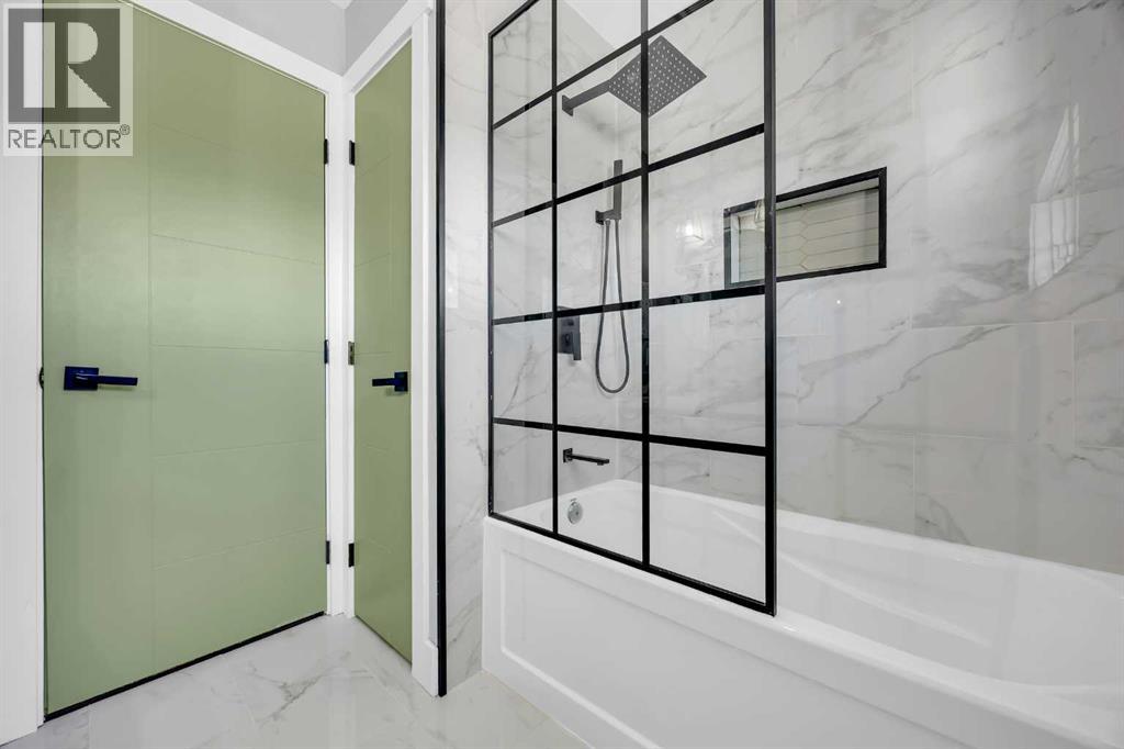 Single Family House for Sale in  Hawkstone Drive NW Hawkwood Calgary 