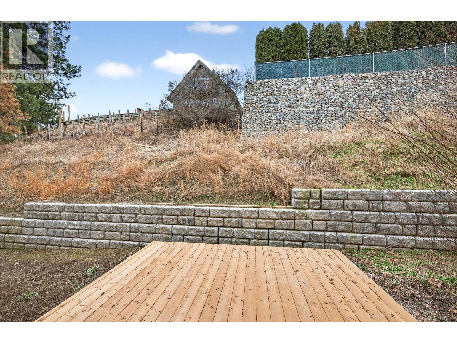 1605 SUMMIT Drive Unit# 50, Kamloops