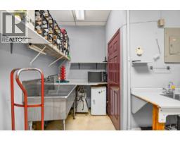2 20306 Dewdney Trunk Road, Maple Ridge, BC V2X3E1 Photo 10