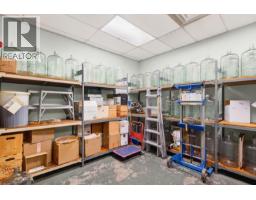 2 20306 Dewdney Trunk Road, Maple Ridge, BC V2X3E1 Photo 7
