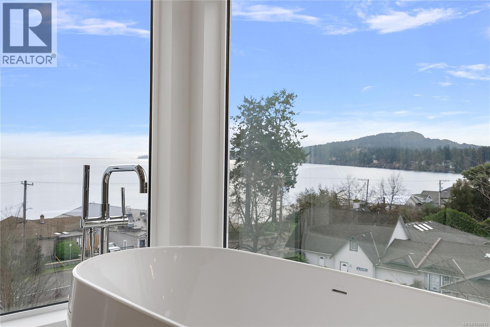 410 5118 Cordova Bay Road, Saanich