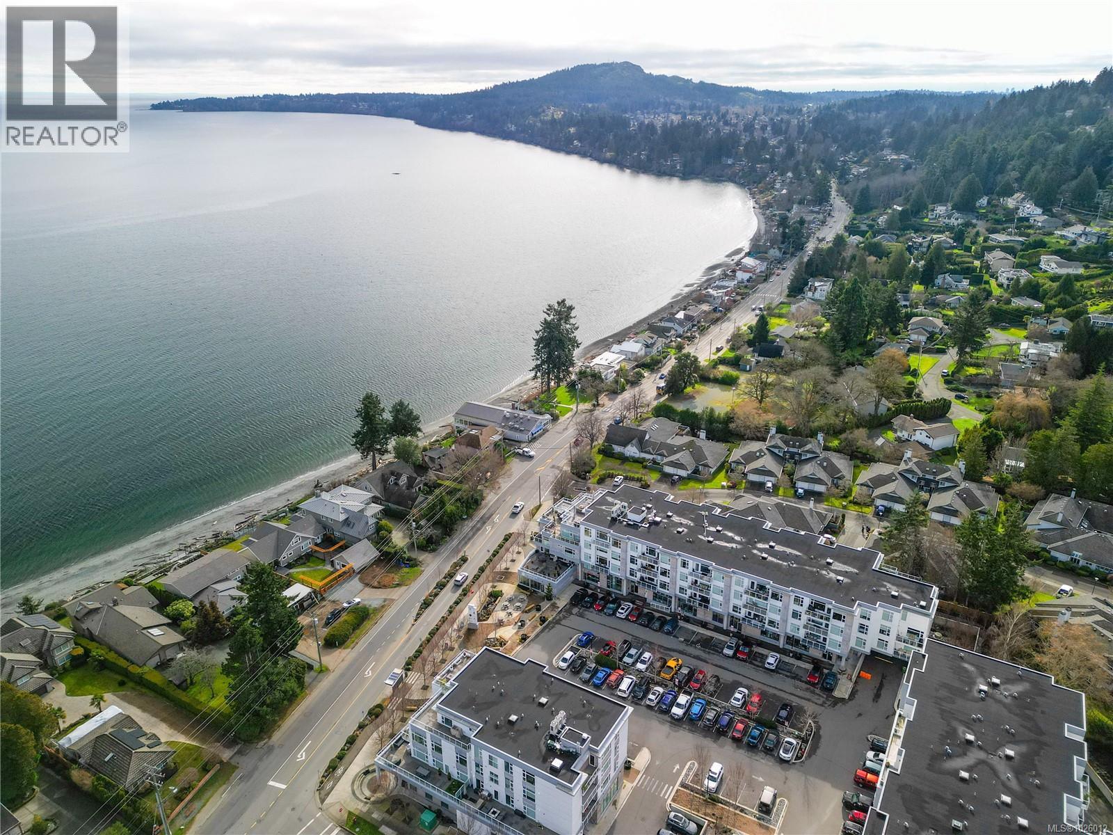 410 5118 Cordova Bay Road, Saanich