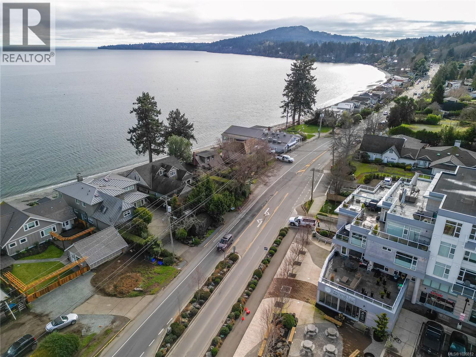 410 5118 Cordova Bay Road, Saanich