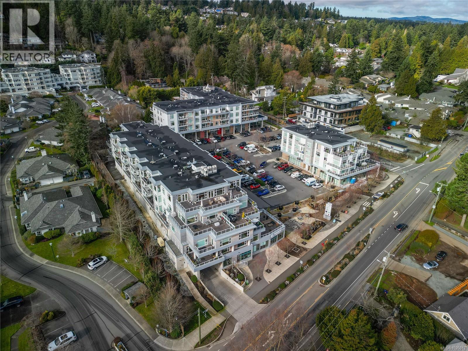 410 5118 Cordova Bay Road, Saanich