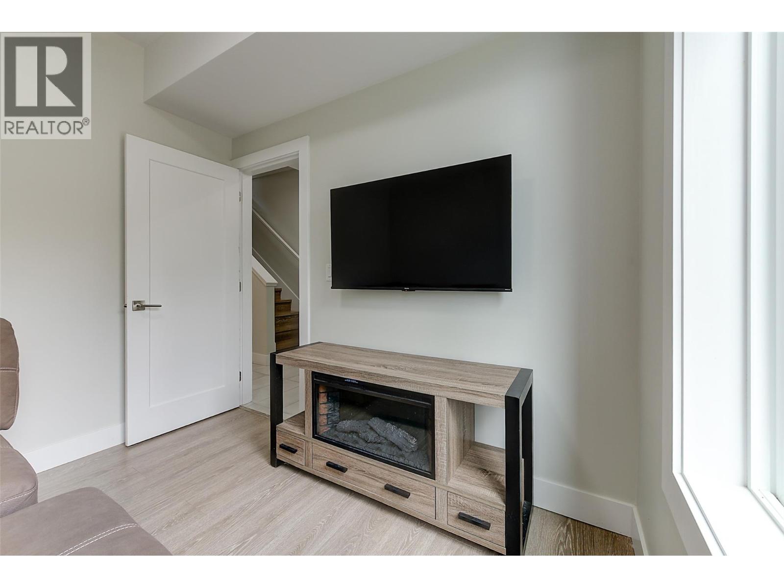  1164 Black Mountain Drive, Kelowna