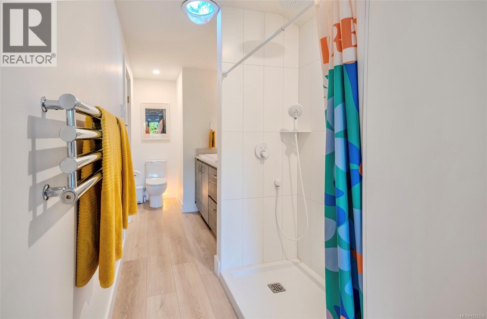 260 Neill St, Tofino