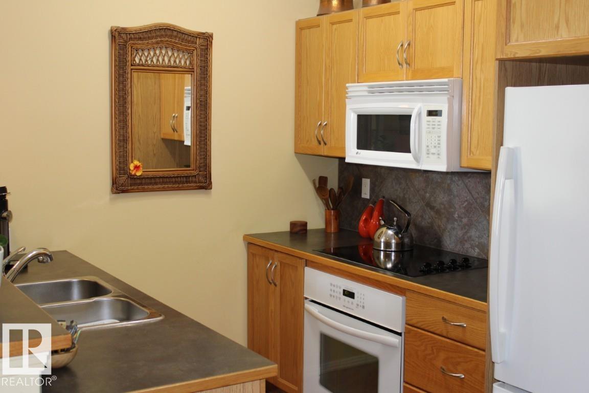 #330 4831 104A ST NW - 10