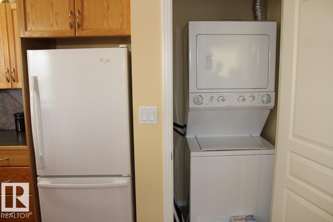 #330 4831 104A ST NW - 12