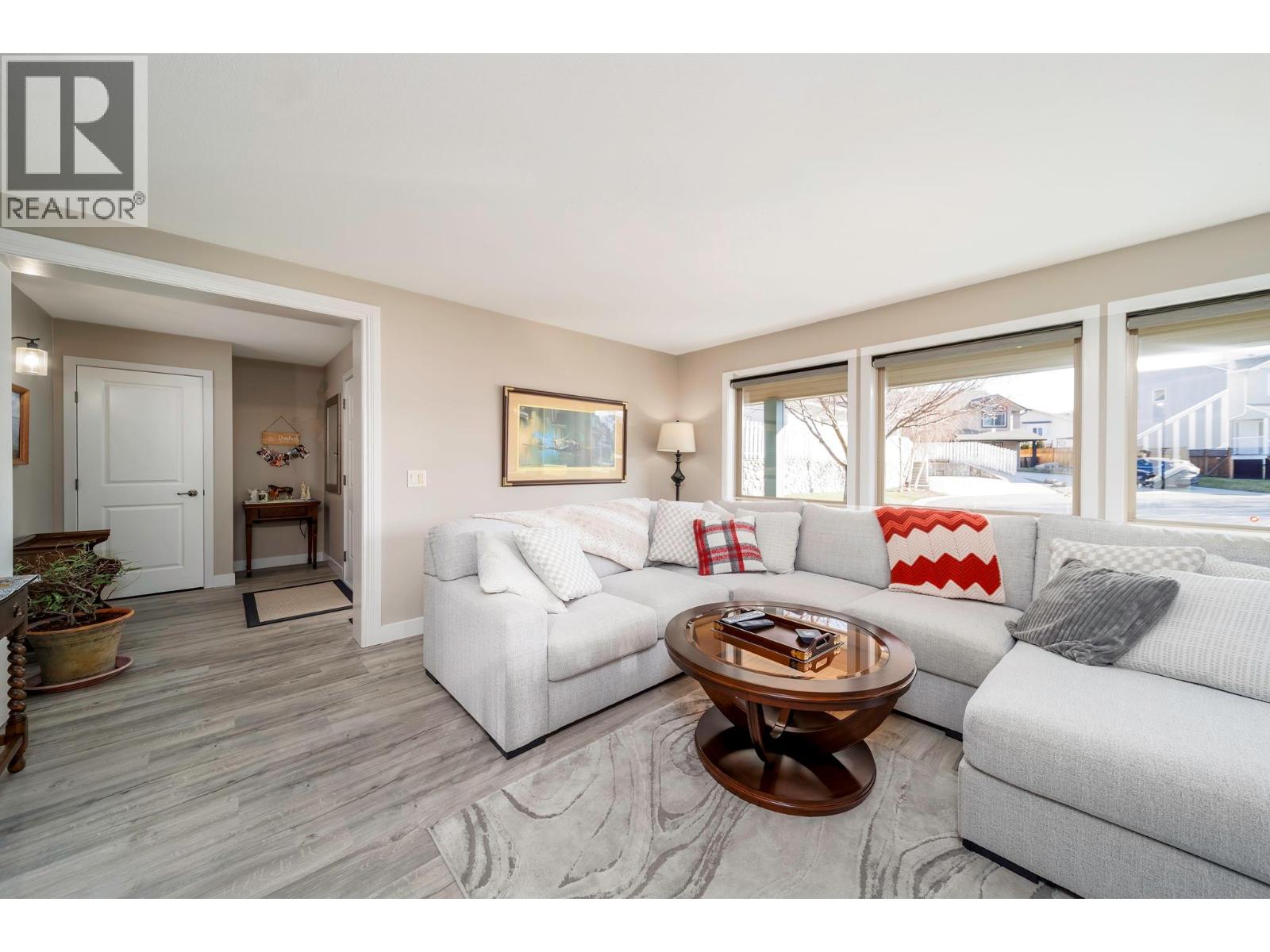 860 Galbraith Place, Kelowna