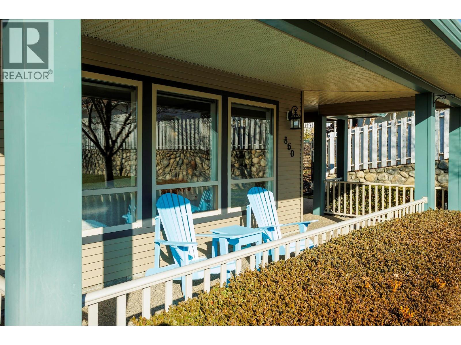 860 Galbraith Place, Kelowna