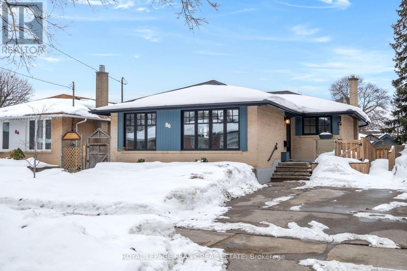 86 Clementine Square