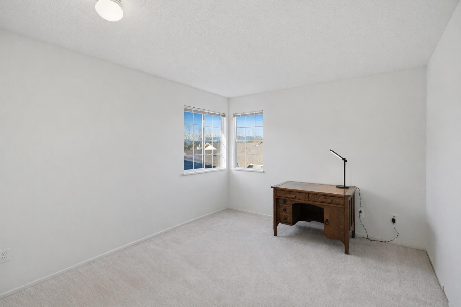 123 9012 WALNUT GROVE DRIVE, Langley