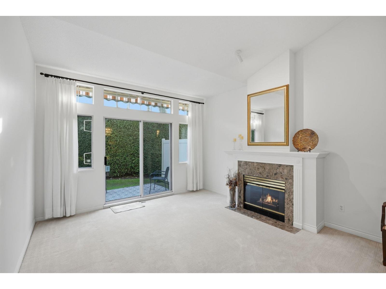 123 9012 WALNUT GROVE DRIVE, Langley