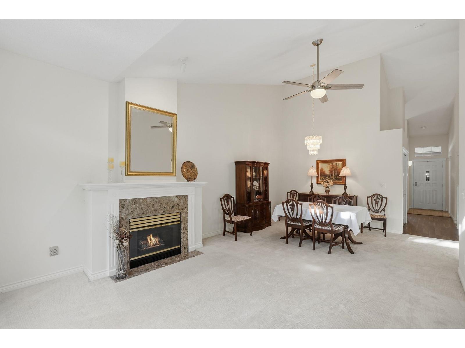 123 9012 WALNUT GROVE DRIVE, Langley