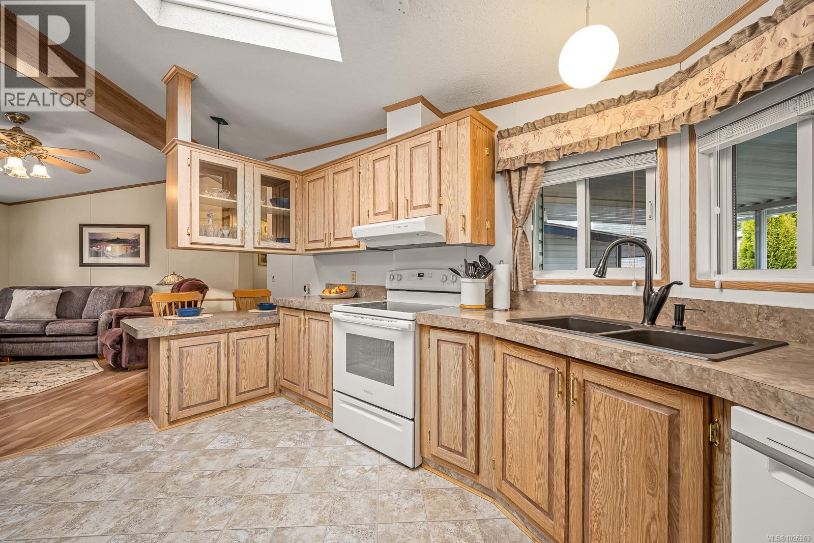 2184 6th St E, Courtenay