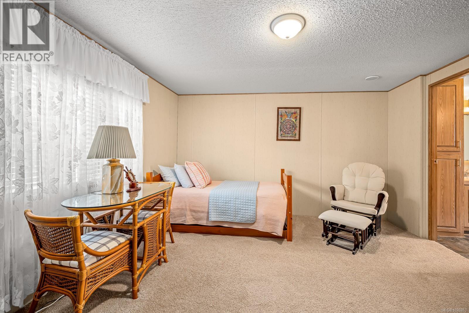 2184 6th St E, Courtenay