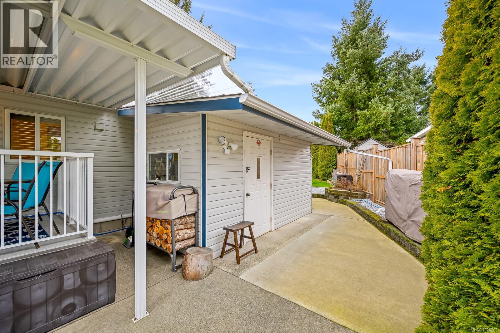 2184 6th St E, Courtenay