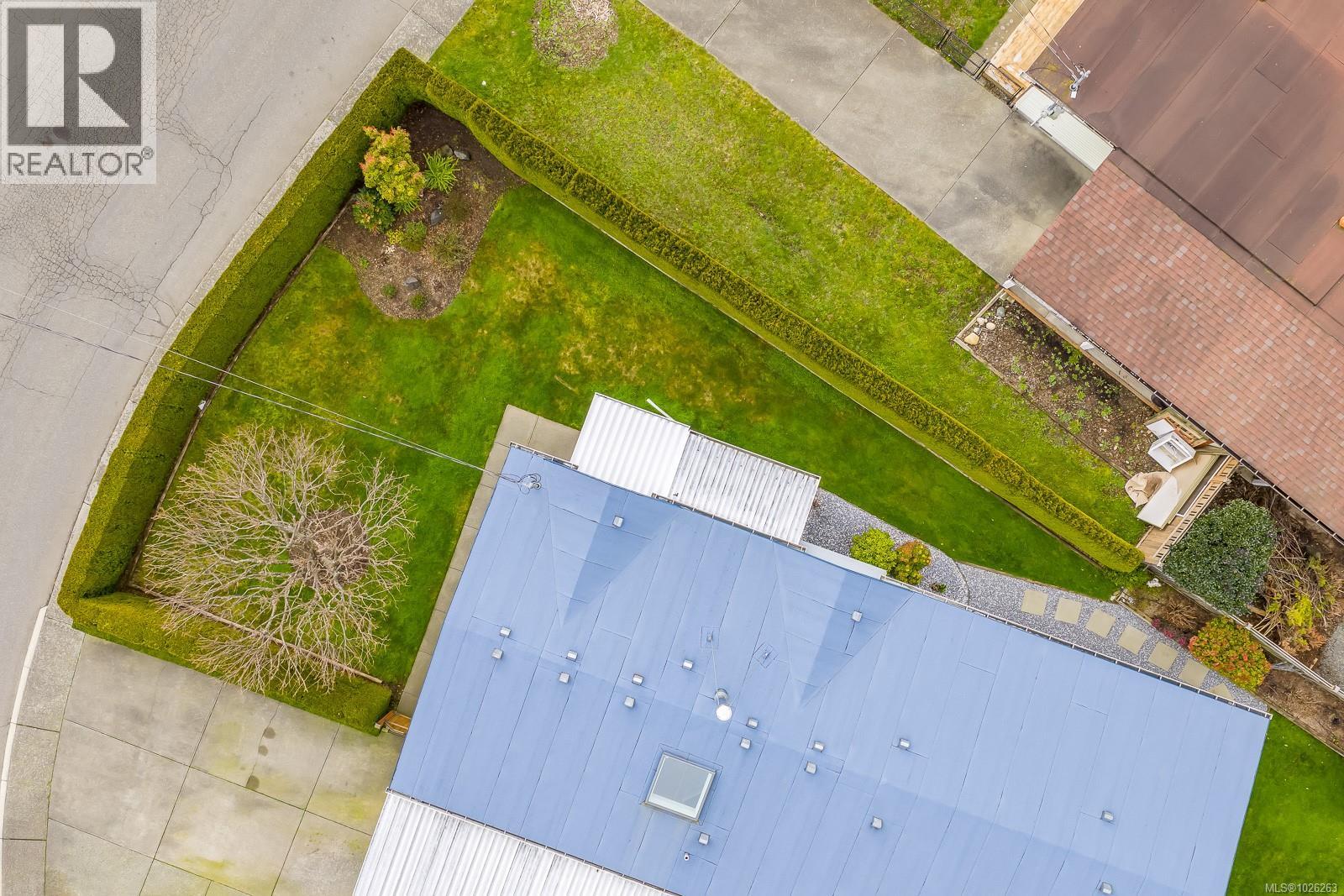 2184 6th St E, Courtenay