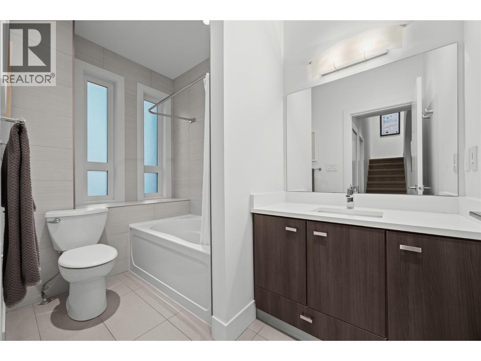 3 1818 Peak Point Court, West Kelowna