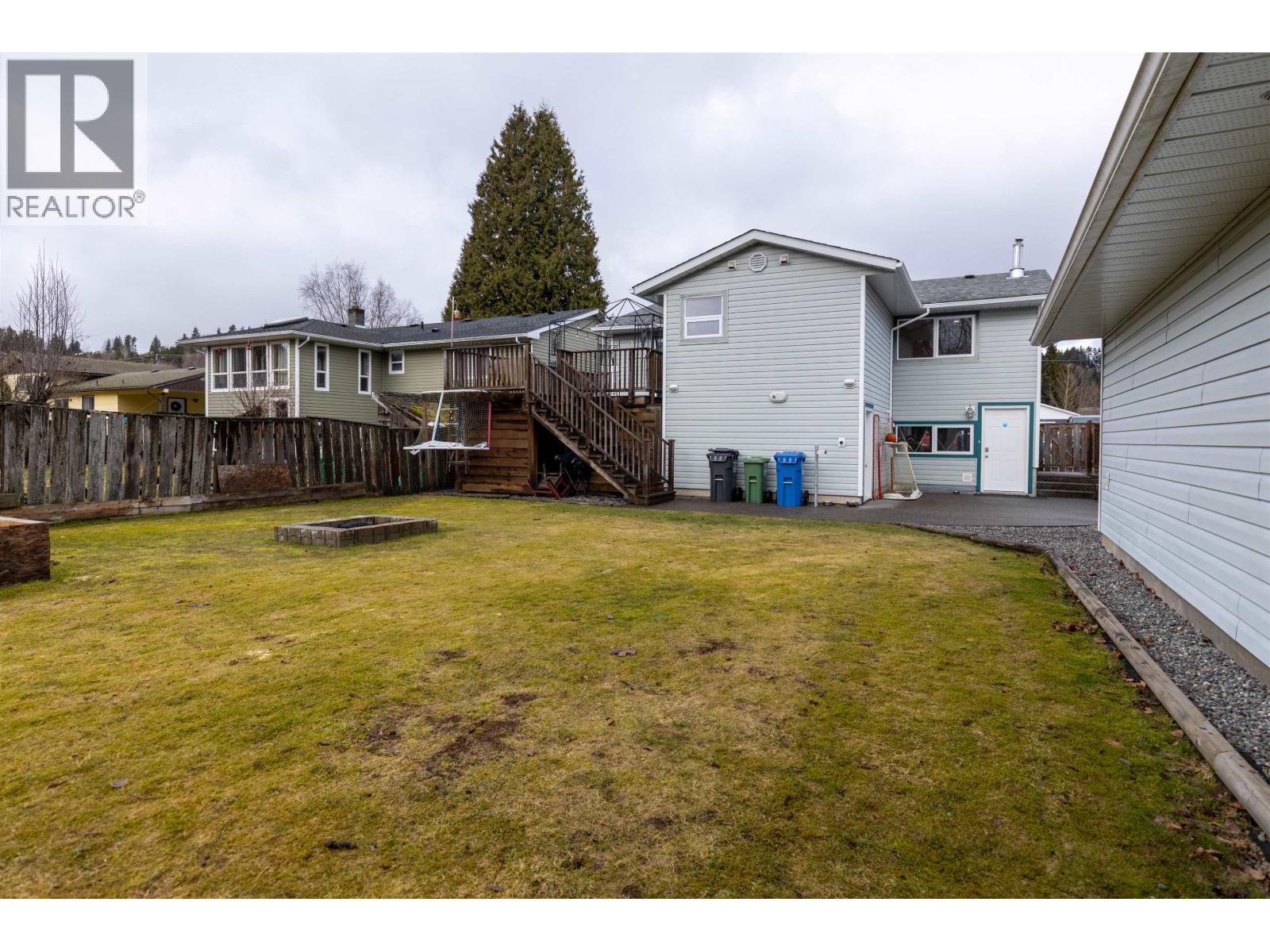 4821 TUCK Avenue, Terrace