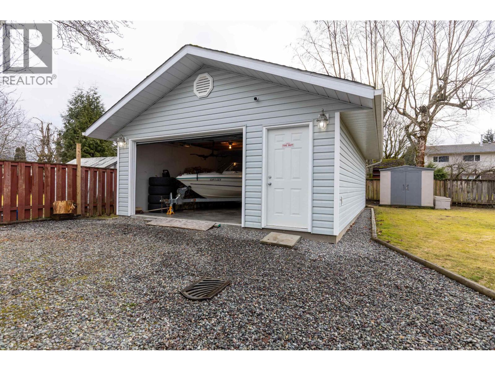 4821 TUCK Avenue, Terrace