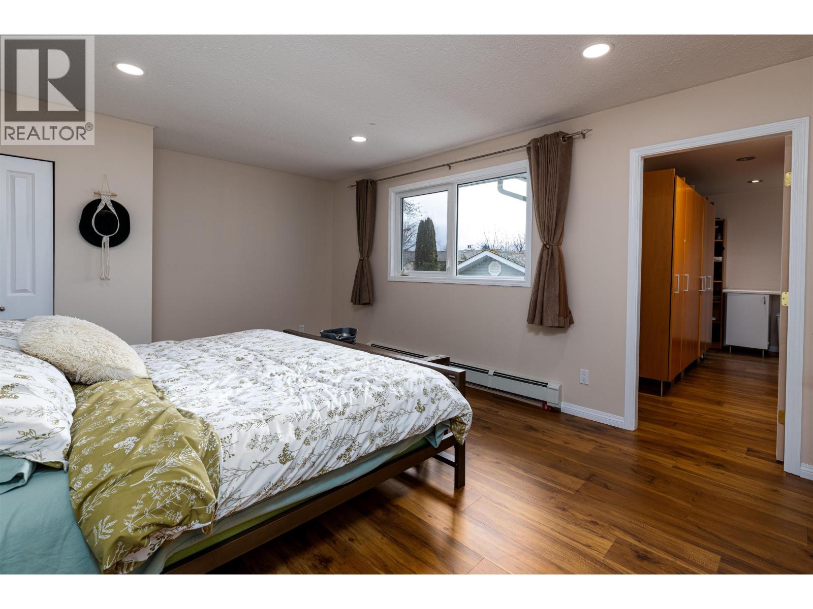 4821 TUCK Avenue, Terrace