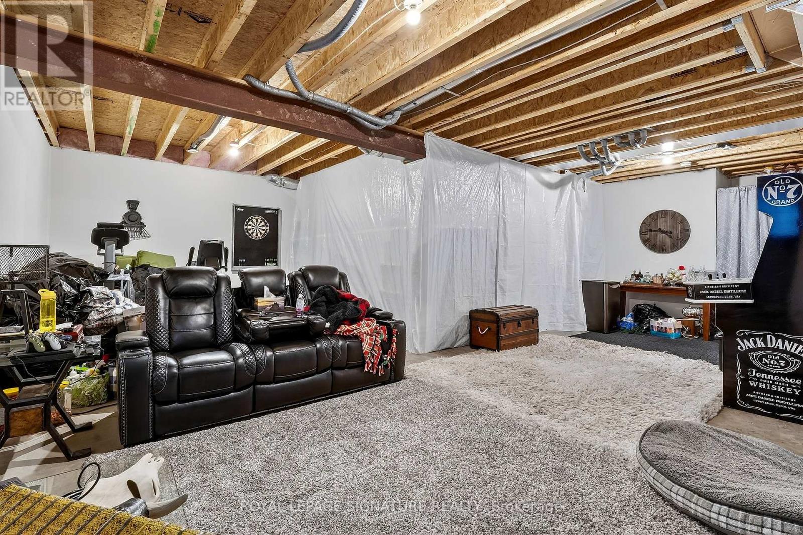 #11 297 WHITING STREET - 45