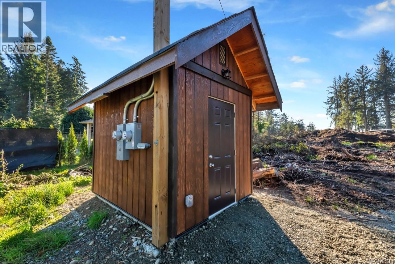 Multi-family in Sooke - Image 37