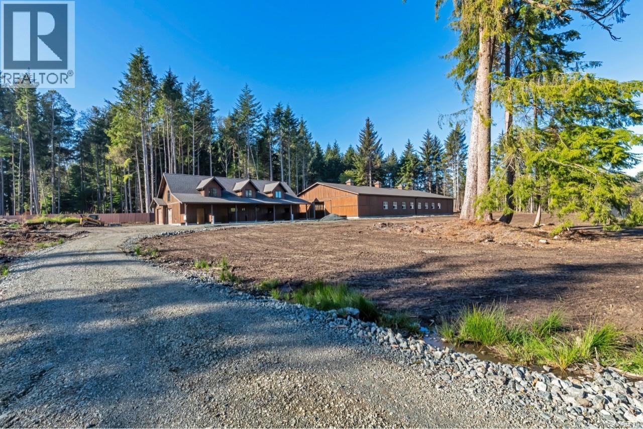 Multi-family in Sooke - Image 33