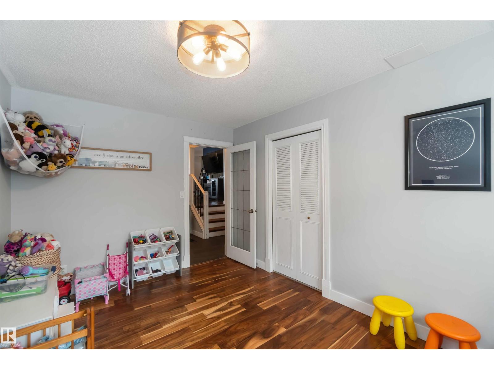 6 Garraway PL, St. Albert