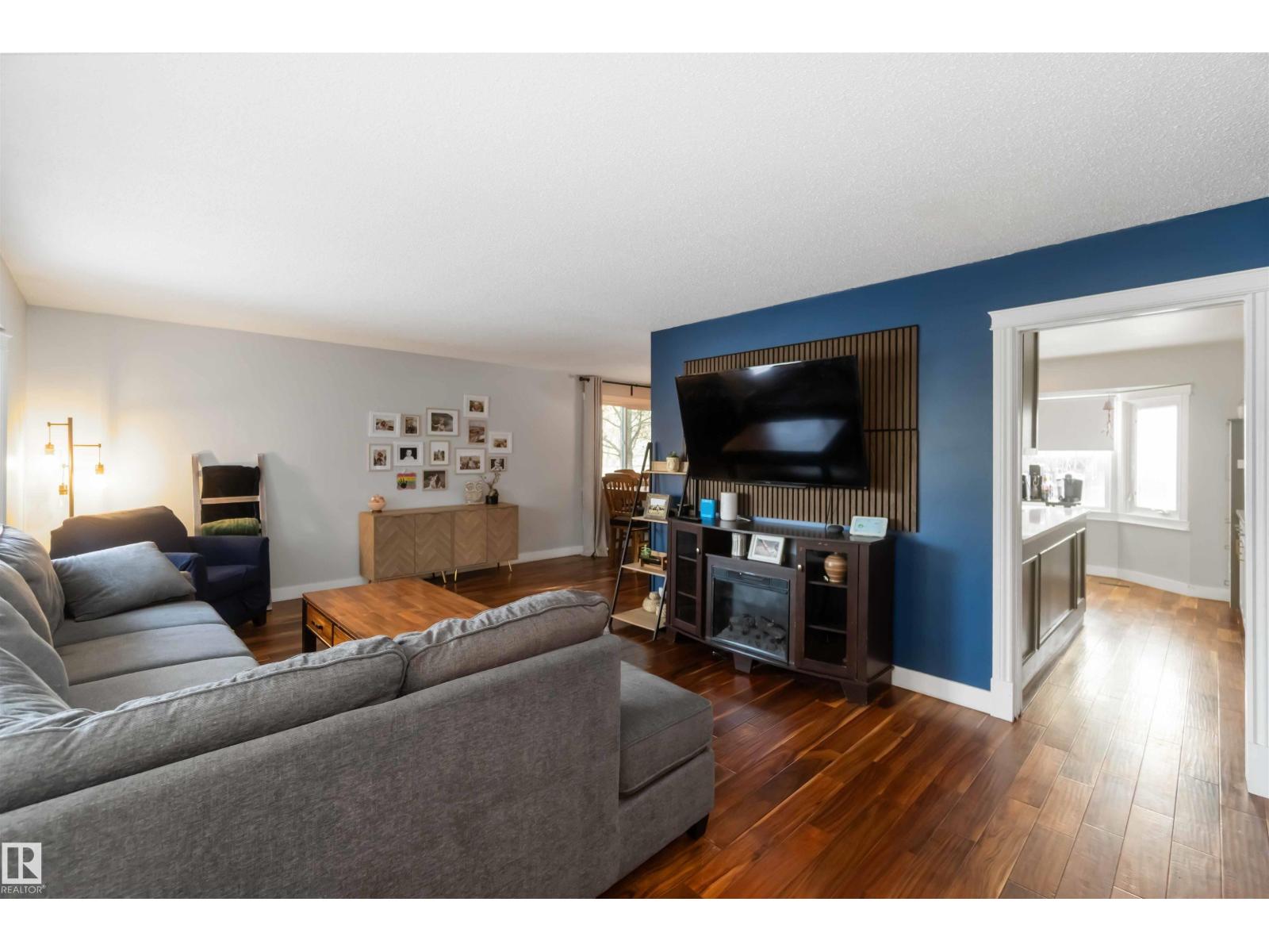 6 Garraway PL, St. Albert