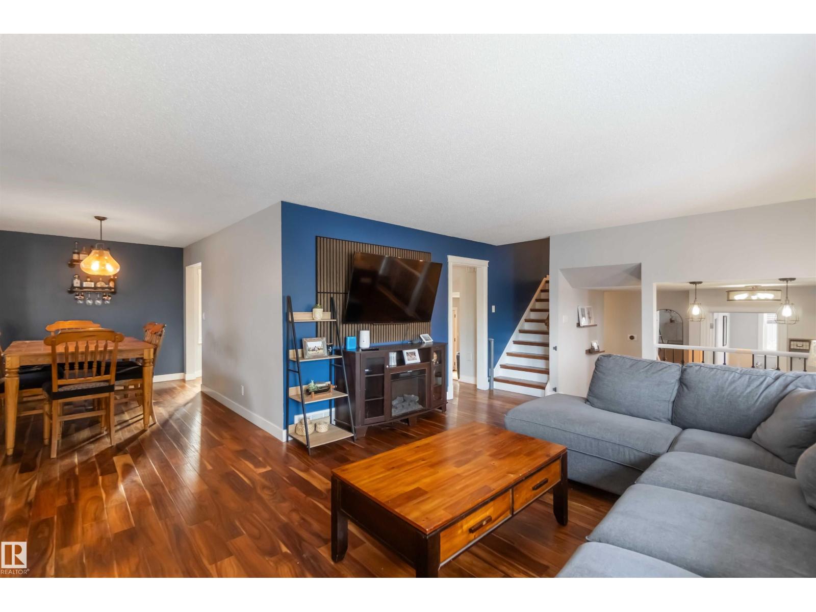 6 Garraway PL, St. Albert