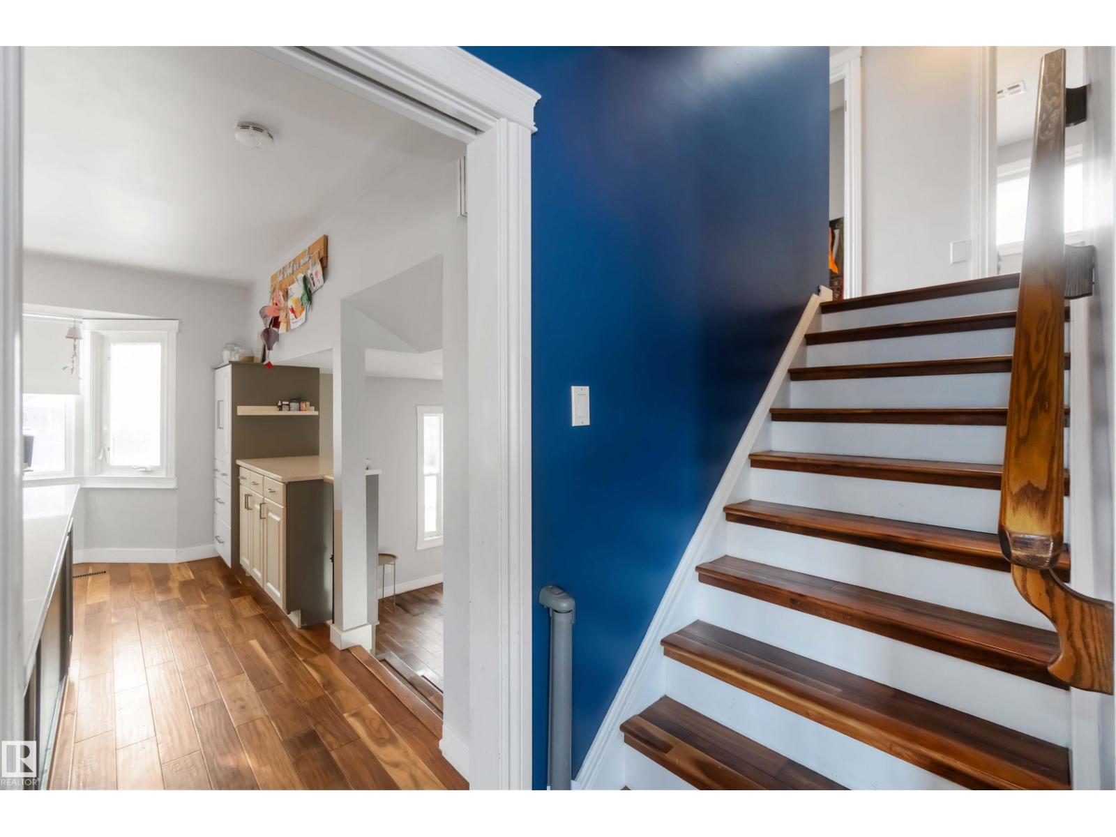 6 Garraway PL, St. Albert