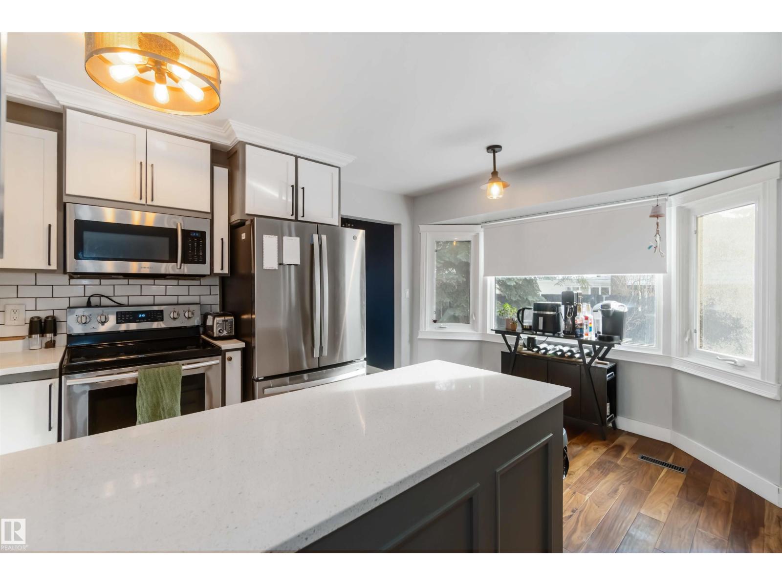 6 Garraway PL, St. Albert