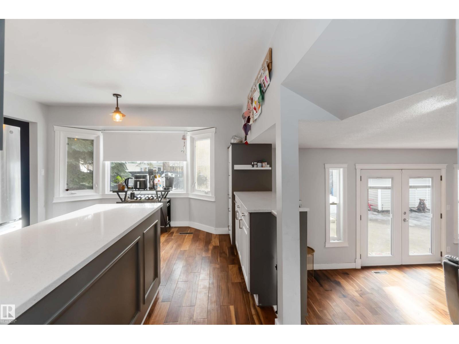 6 Garraway PL, St. Albert